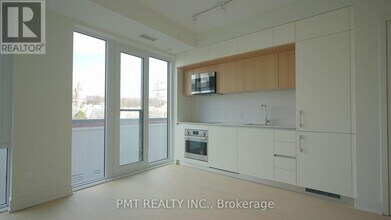 322 Dupont St in Toronto, ON - Building Photo - Building Photo