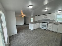 4120 S Frank Dr, Unit 2 in Tucson, AZ - Building Photo - Building Photo