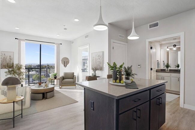 The Hendrey in Salt Lake City, UT - Building Photo - Building Photo