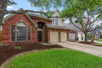 1123 Misty Lake Dr in Sugar Land, TX - Building Photo - Building Photo