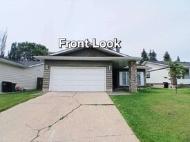 8728-8181 181 St NW in Edmonton, AB - Building Photo