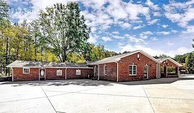 2717 Friendly Ave in Concord, NC - Building Photo