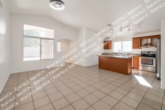 295 N Hudson Pl in Chandler, AZ - Building Photo - Building Photo