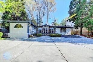 1227 Sheridan Rd NE in Atlanta, GA - Building Photo