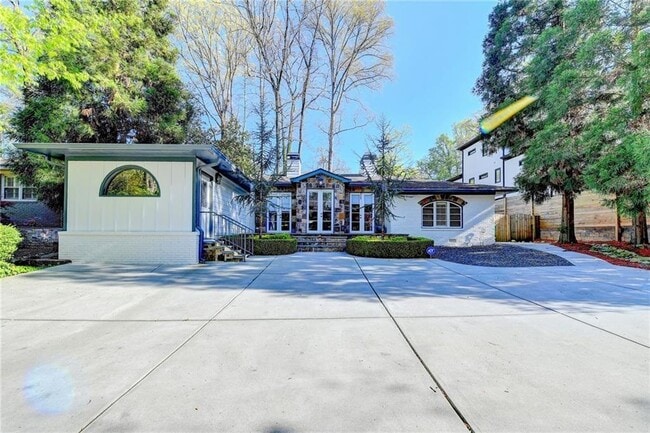 property at 1227 Sheridan Rd NE