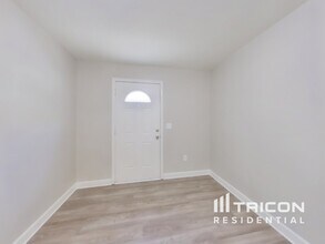 2826 Bricker Dr in Charlotte, NC - Building Photo - Building Photo