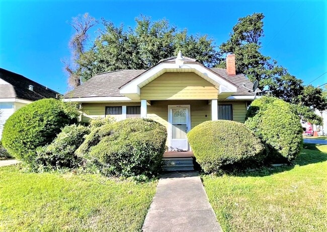 property at 4606 Highland Ave