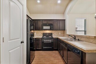 345 Orbit Dr in Lavon, TX - Building Photo - Building Photo