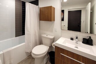 1180 Rue de Bleury in Montréal, QC - Building Photo - Building Photo