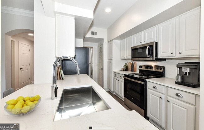 3460 Kingsboro Rd NE, Unit 544 in Atlanta, GA - Building Photo - Building Photo
