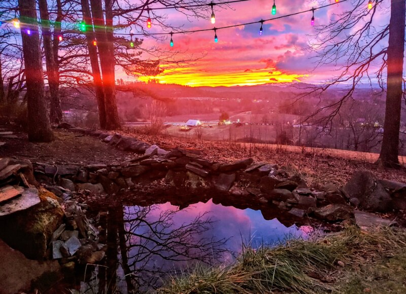 519 Chestnut Gap Rd in Hendersonville, NC - Foto de edificio