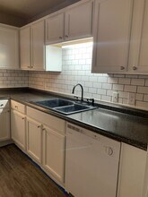 1040 Live Oak Dr in Hinesville, GA - Building Photo - Building Photo