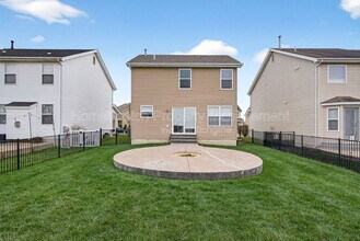 425 Spring Trce in O'Fallon, MO - Building Photo - Building Photo