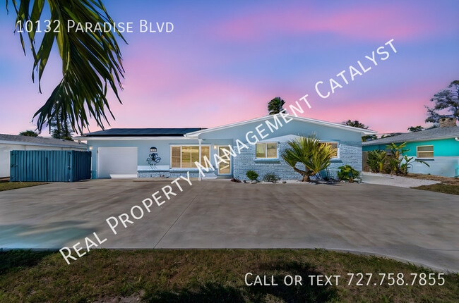 property at 10132 Paradise Blvd