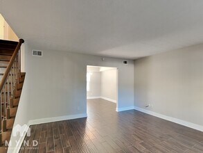 255 Marcliff Ct in College Park, GA - Building Photo - Building Photo