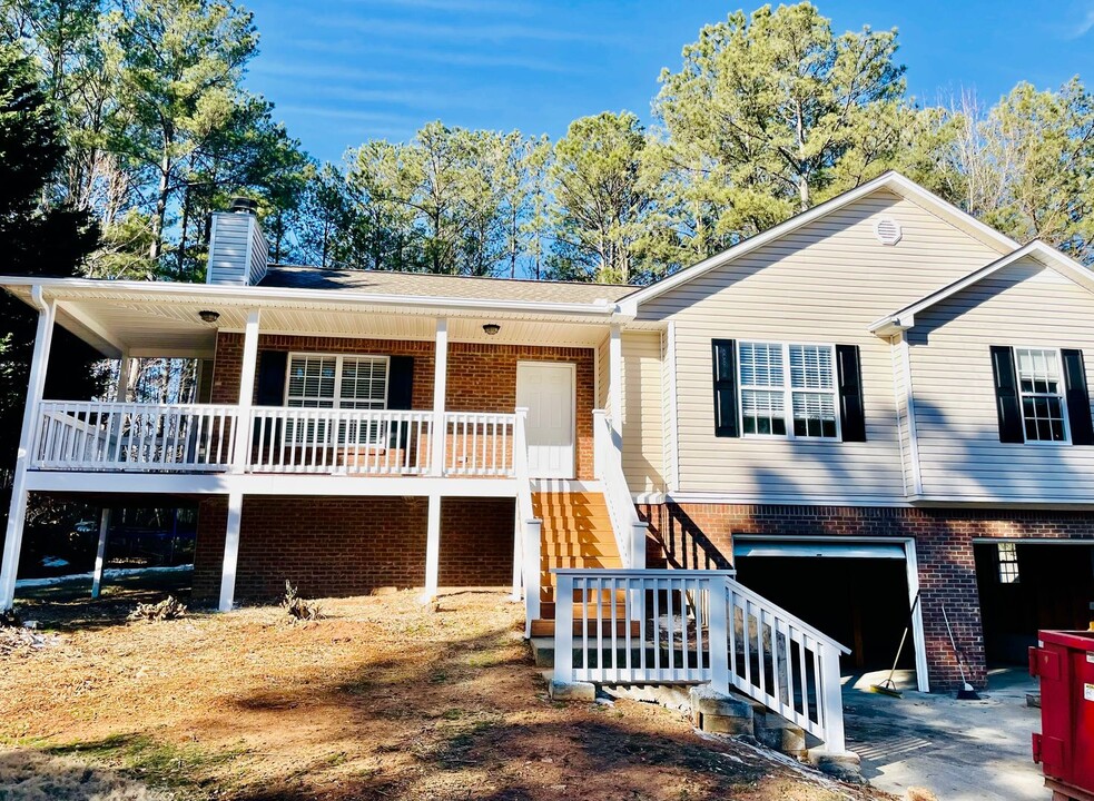 26 Wey Bridge Ct in White, GA - Building Photo