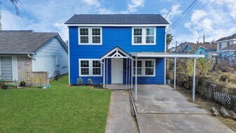 1206 37th St in Galveston, TX - Building Photo