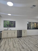 1418 Paley Cir SE in Palm Bay, FL - Building Photo - Building Photo