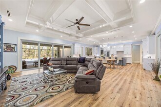 4885 Tamarind Ridge Dr in Naples, FL - Foto de edificio - Building Photo