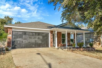 3302 Cave Dome Path in Round Rock, TX - Building Photo - Building Photo