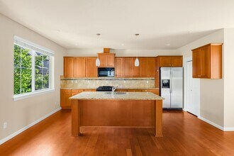 853 4th Ave NE in Issaquah, WA - Building Photo - Building Photo
