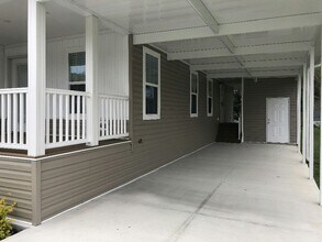 346 Eland Dr in North Fort Myers, FL - Building Photo - Building Photo