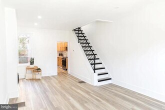 4648 Silverwood St in Philadelphia, PA - Building Photo - Building Photo