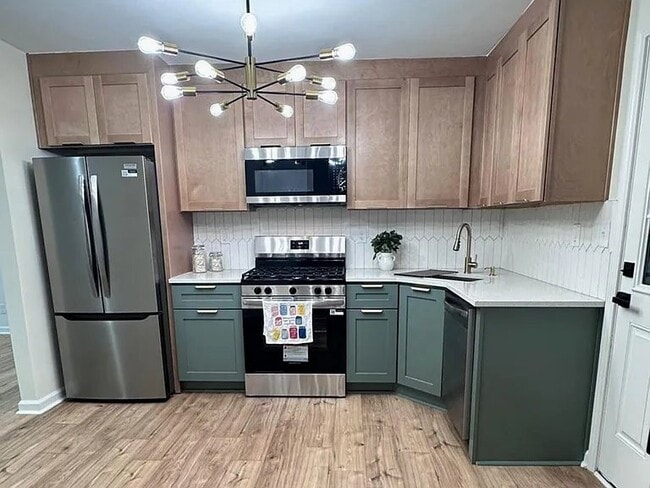 property at 3589 Orchard Cir