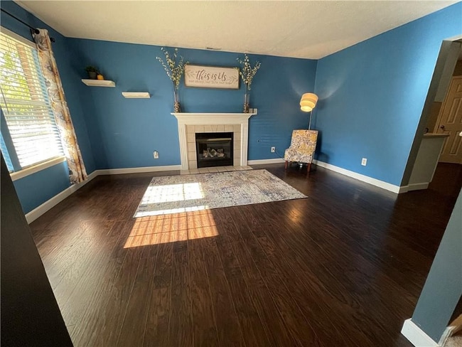 16677 Greensboro Dr in Westfield, IN - Foto de edificio - Building Photo