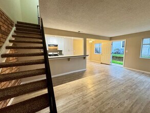 11660 Garnet Way in Auburn, CA - Building Photo - Building Photo