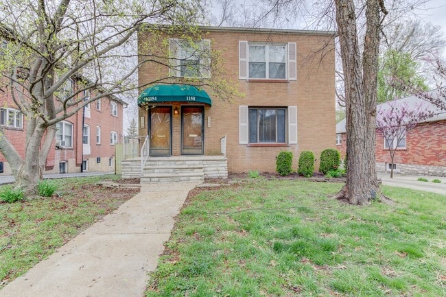 property at 1154 Moorlands Dr