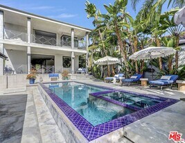 1724 N Sierra Bonita Ave in Los Angeles, CA - Building Photo