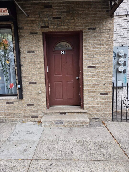 96 Central Ave in Jersey City, NJ - Building Photo