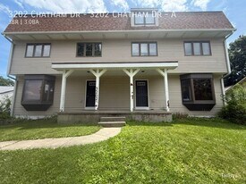 3202 Chatham Dr in Urbana, IL - Building Photo