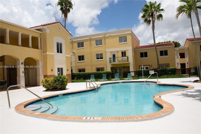 12635 SW 91st St in Miami, FL - Building Photo - Building Photo