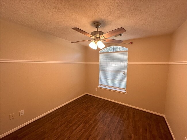 property at 3734 Paigewood Dr