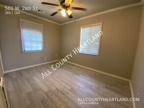 501 W 2nd St in Edmond, OK - Building Photo - Building Photo