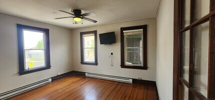 786 Highland Ave in Waterbury, CT - Building Photo - Building Photo