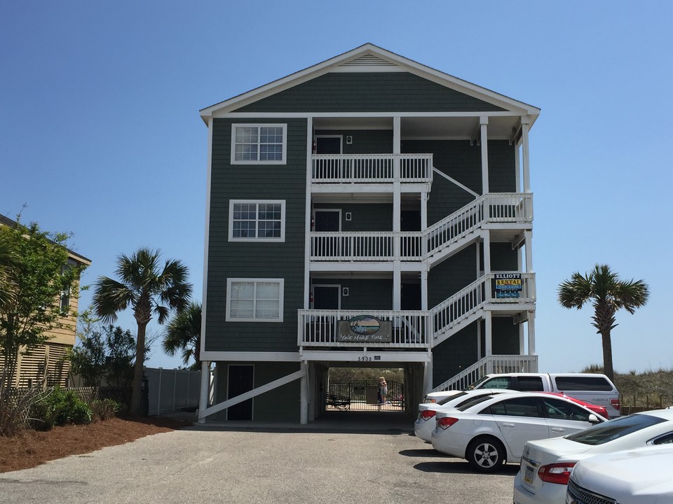 5900 N Ocean Blvd in North Myrtle Beach, SC - Building Photo