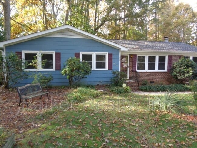 309 White Oak Dr