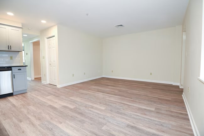 151 NY-32 S in New Paltz, NY - Building Photo - Building Photo