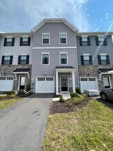 1612 Corn Crib Pl in Frederick, MD - Building Photo - Building Photo