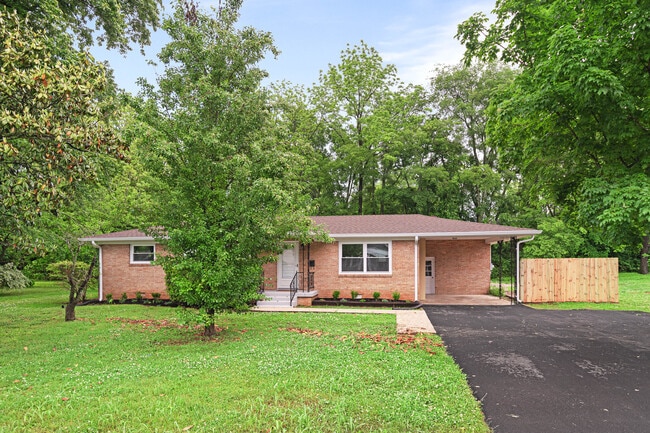 101 Arnold Ln in Murfreesboro, TN - Building Photo - Building Photo