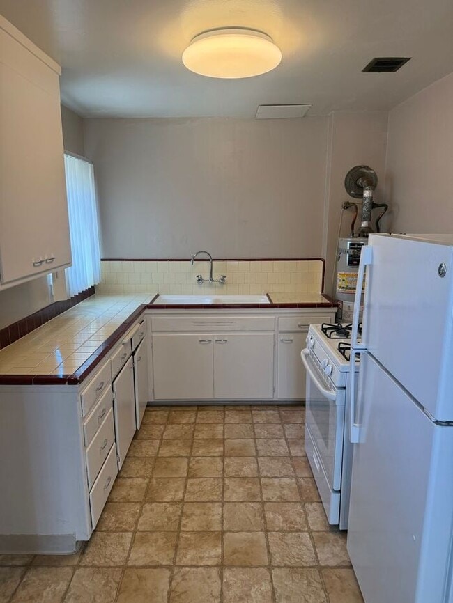 15310 Central Ave in San Leandro, CA - Building Photo - Building Photo