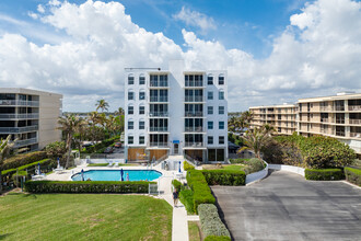 La Renaissance in Palm Beach, FL - Building Photo - Building Photo