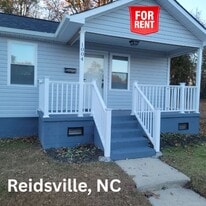 1004 Ware St in Reidsville, NC - Building Photo