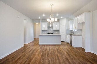 364 Bonita St in Hudson Oaks, TX - Building Photo - Building Photo