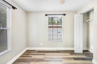 3703 E North Bay St in Tampa, FL - Building Photo - Building Photo