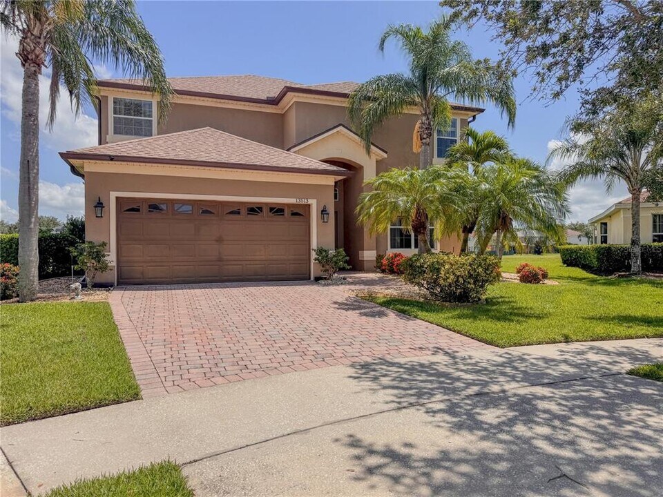 13513 Goostry Point in Orlando, FL - Building Photo