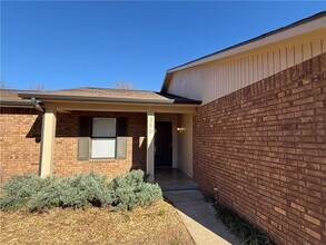 350 E Margaret Pl in Fayetteville, AR - Building Photo - Building Photo